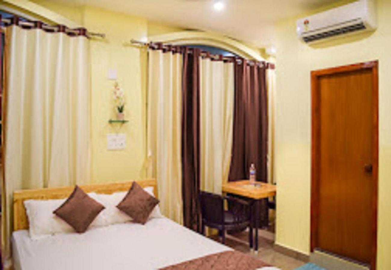 Chaplin Hotel Pondicherry Exterior photo